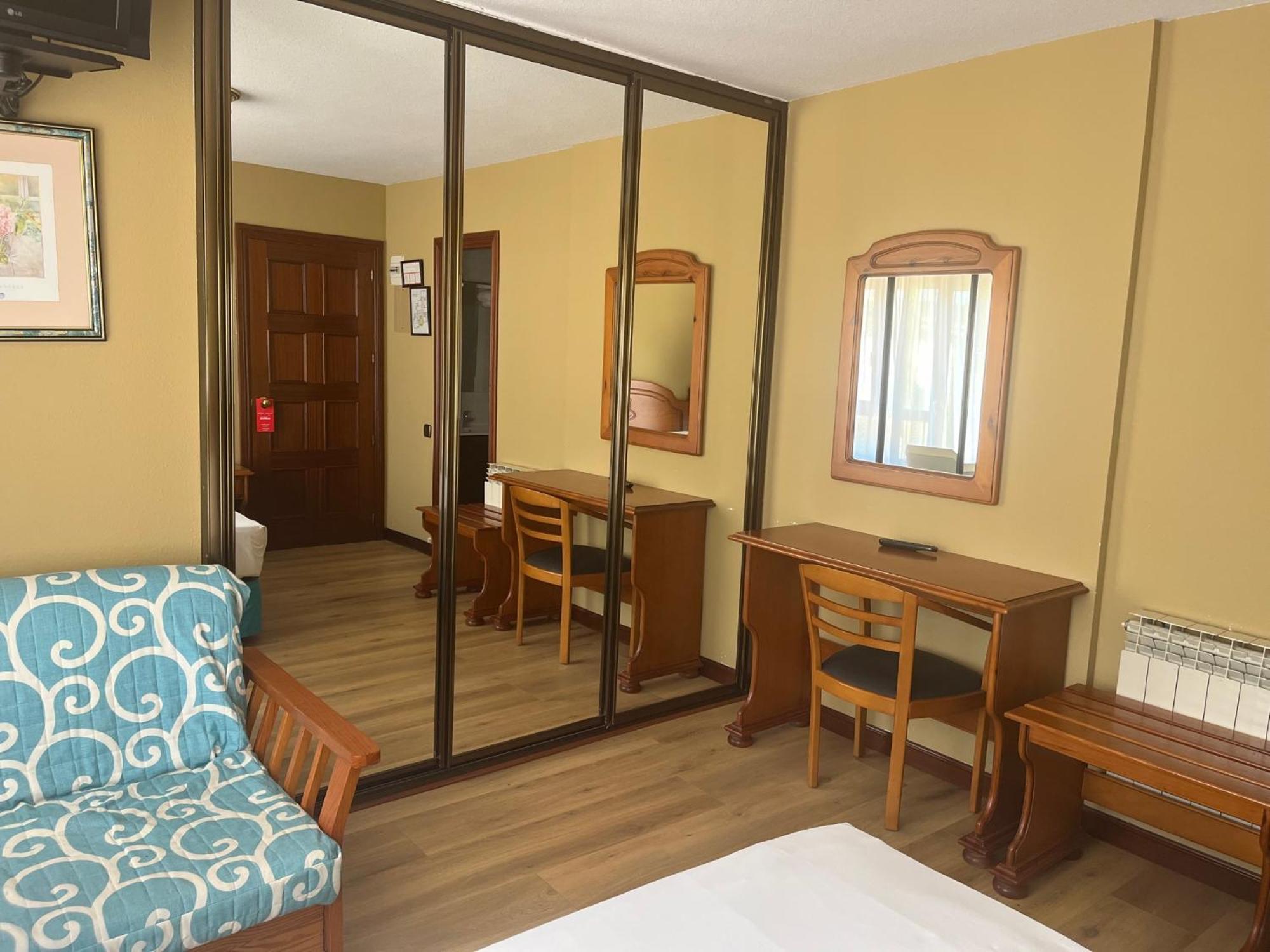Hotel Pelayo Isla Plana Buitenkant foto