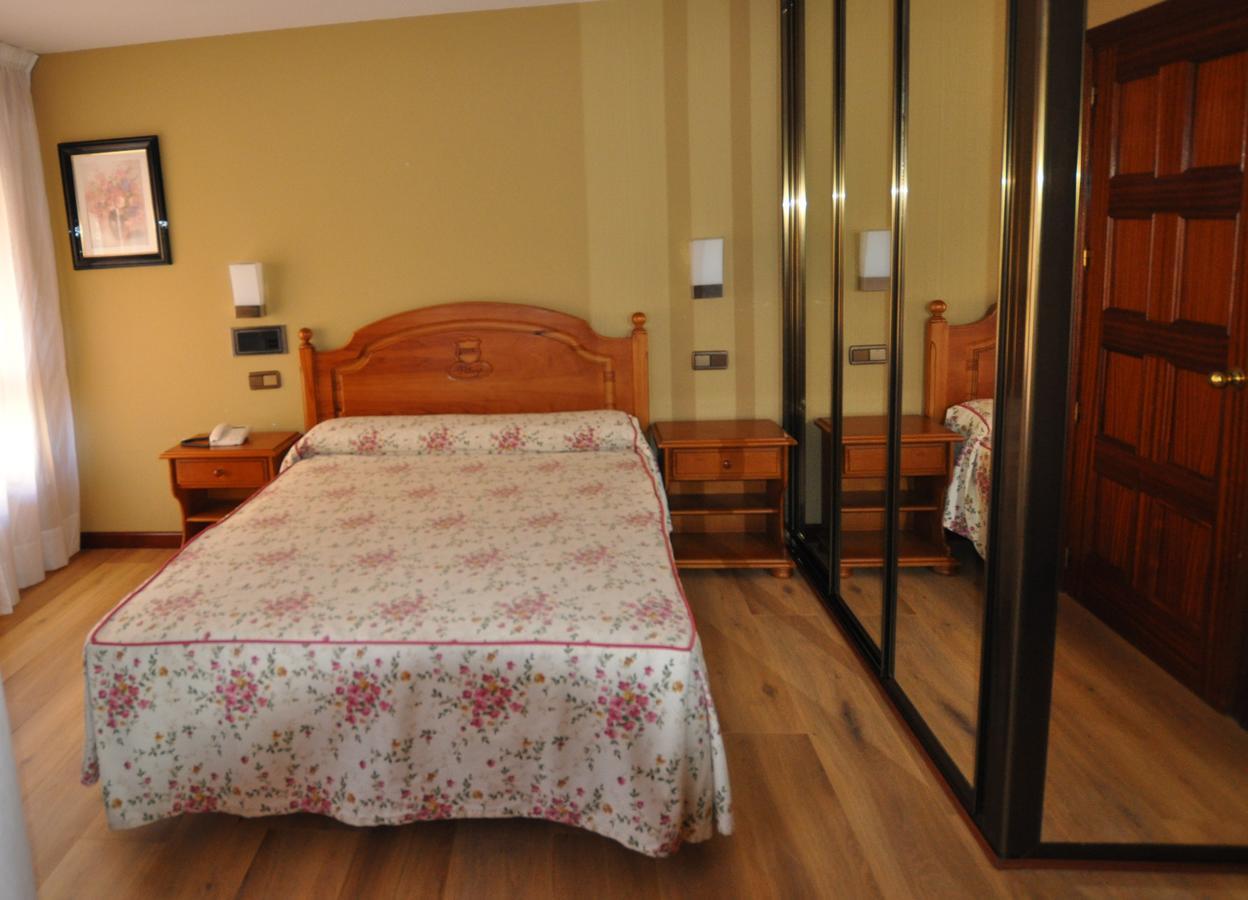 Hotel Pelayo Isla Plana Buitenkant foto