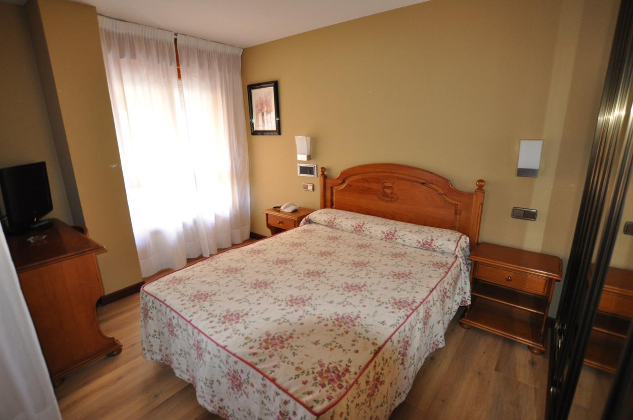 Hotel Pelayo Isla Plana Buitenkant foto